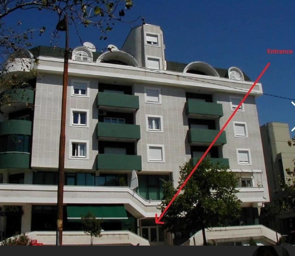 Apartment Sara Podgorica Bagian luar foto