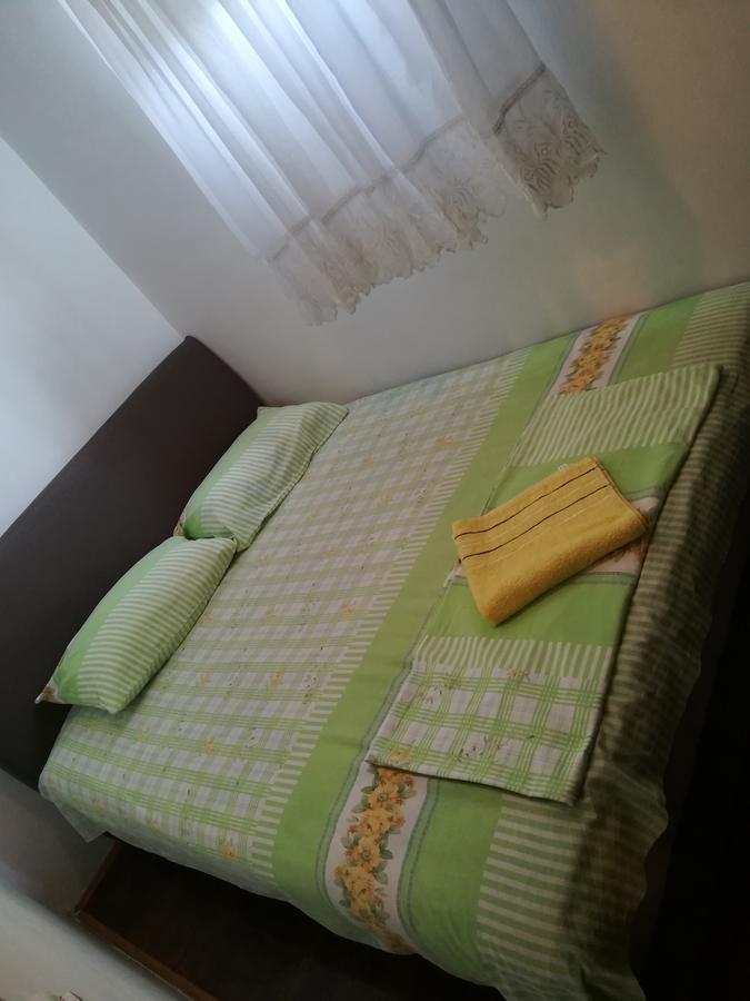 Apartment Sara Podgorica Bagian luar foto